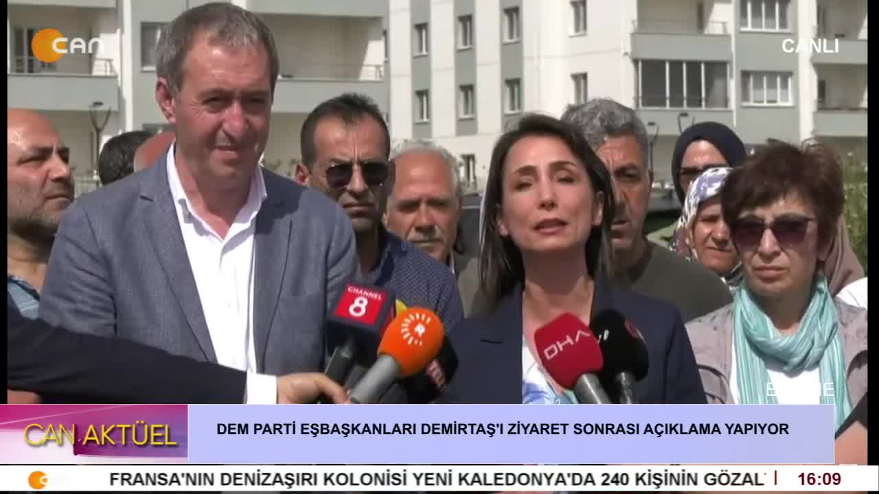 - Dem Parti Eşbaşkanları Demirtaş'ı Ziyaret Sonrası Açıklama Yapıyor. - CANTV