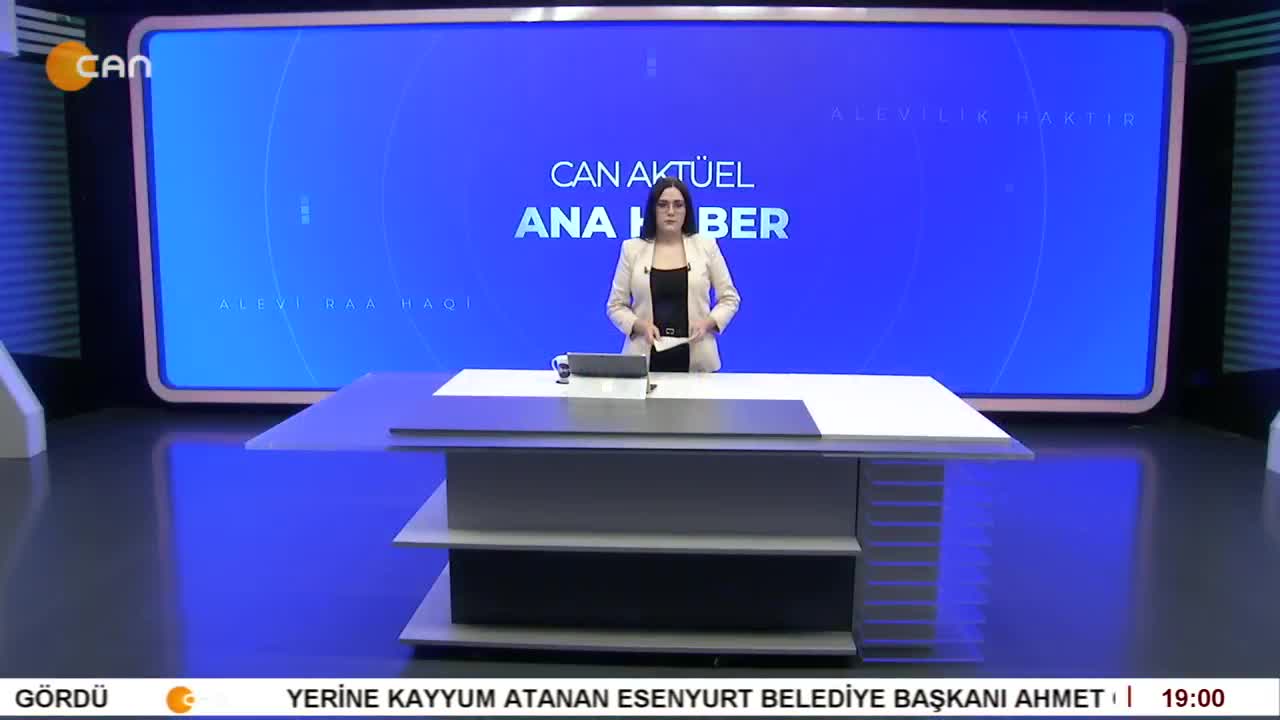 - HTŞ, Hama'nın Kontrolünü Ele Geçirdi, 
- Suriye Ordusu Fırat Nehrinin Kıyısından Çekildi, 
- Ezgi Özer İle Can Aktüel Ana Haber - CANTV