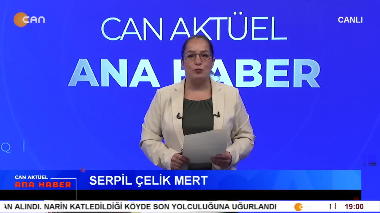 - Narin Katledilmesine Yönelik Tepkiler
- Yeni Eğitim Öğretim Yılı Sorunlarla Başladı
- Mersin Kadın Platformu'ndan Pınar Bayrak İçin Eylem
- Serpil Çelik Mert İle Can Aktüel Ana Haber - CANTV