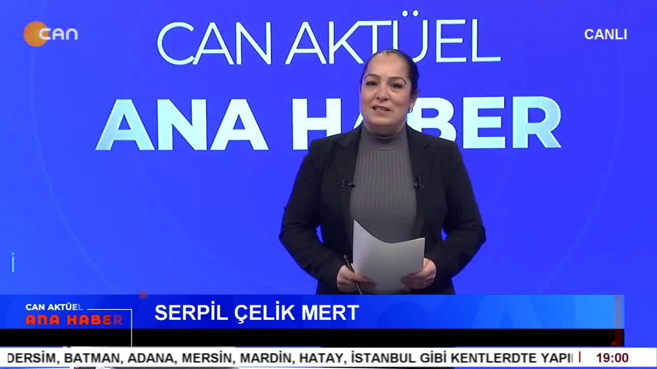 - Muhtar Şahismail Güyük'ün İlk Duruşması Görüldü
- Suriye'de Yeni Dönem
- Rojava İçin Yardım Kampanyası Başlatıldı
- 10 Ekimde Katledilenler Anıldı
- Serpil Çelik Mert İle Can Aktüel Ana Haber - CANTV