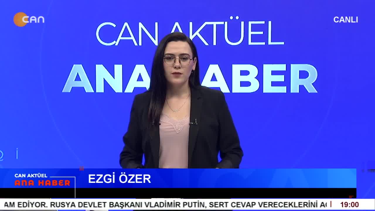 - Hacı Bektaş Veli Anma Programına Hükümet İşgali
- Aile Bakanlığı'ndan Diyanet'e Rekor Kaynak Transferi
- Sezai Temelli'den Gündem Değerlendirmesi
- TBB'den Can Atalay Çağrısı
- Ezgi Özer İle Can Aktüel Ana Haber Bugünkü Konuk PSAKD Genel Başkan Yardımcısı İbrahim Karakaya - CANTV