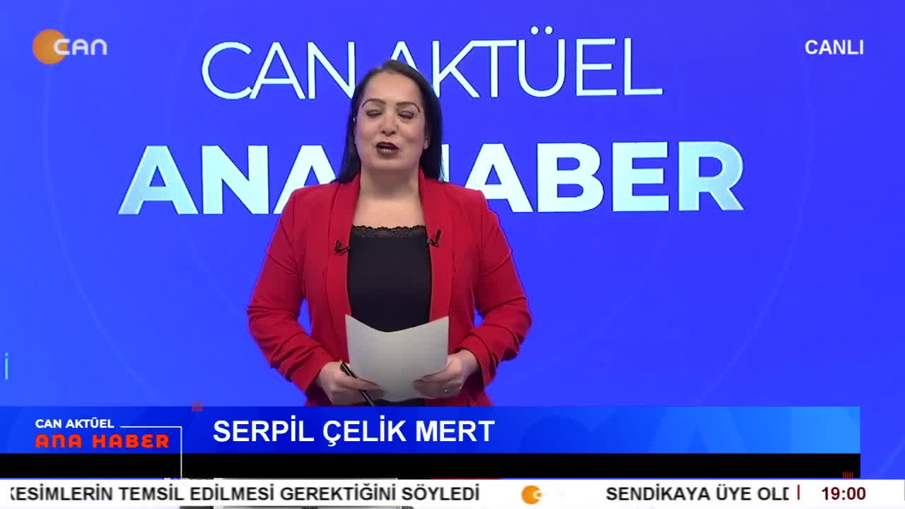 - Suriye Ve Rojava'da Gelişmeler
- Demokratik Çözüm Ve Özgürlük Yürüyüşü
- DAKME'de Maraş, Roboski Ve Cezaevi Katliamlarında Yaşamını Yitirenler Anıldı
- Serpil Çelik Mert İle Can Aktüel Ana Haber Bugünkü Konuk DAD Eş Genel Başkanı Kadriye Doğan - CANTV