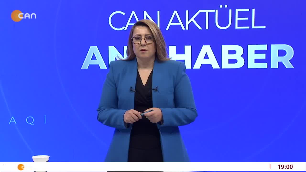 - Sultan Karababa, Hakk'a Yürüdü
- DEM Parti Narin Güran'ın Mezarını Ziyarete Gitti
- DEM Parti ' Ekmek Ve Adalet ' Kampanyası
- Lübnan'da Patlatılan Çağrı Cihazları
- Elif Sonzamancı İle Can Aktüel Ana Haber Bugünkü Konuk DEM Parti Milletvekili Celal Fırat - CANTV