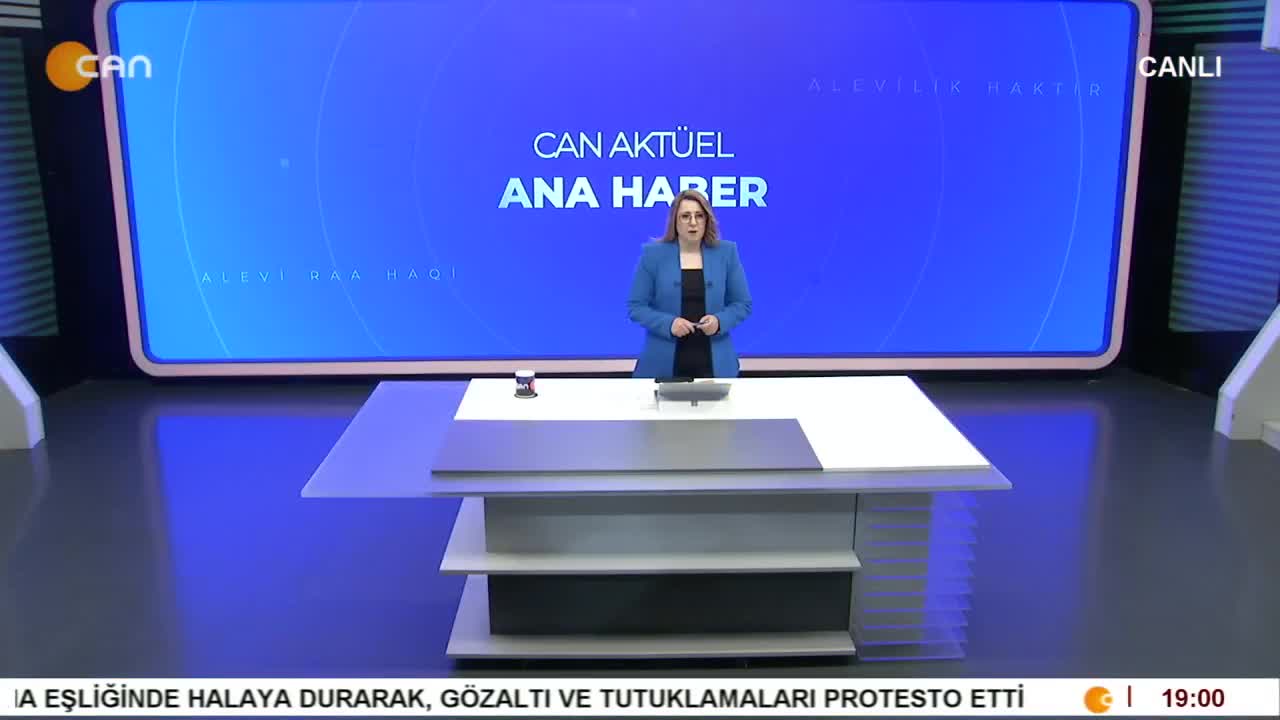 - Kürtçe Halay Tahammülsüzlüğü Devam Ediyor
- DEM Parti Basın Toplantısı
- ' Hayvan Katliam Yasası ' Meclisten Geçti
- Depremzedelerin Adalet Arayışı Devam Ediyor
- Elif Sonzamancı İle Can Aktüel Ana Haber Bugünkü Konuk Üryan Hızır Ocağı'ndan Veli Büyükşahin - CANTV