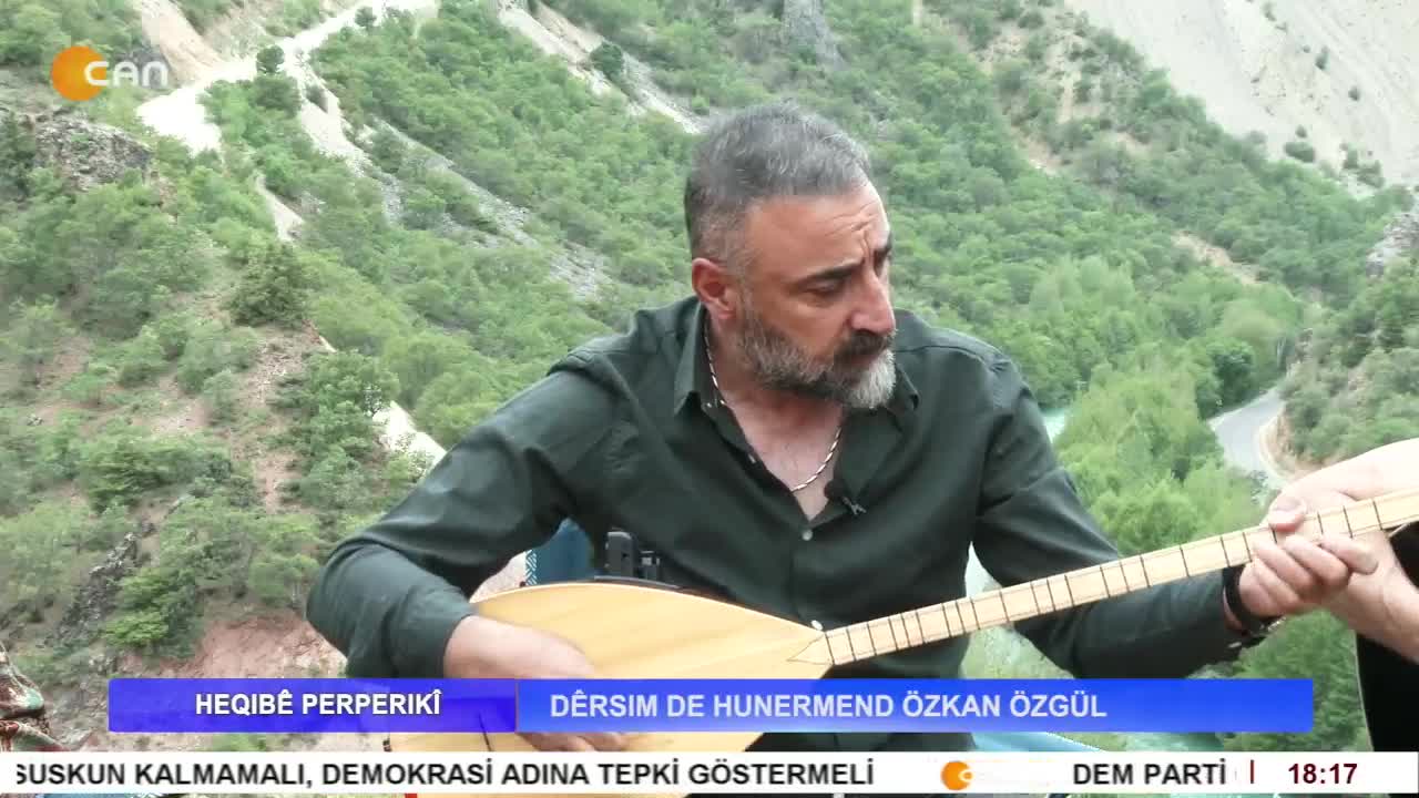 - DÊRSIM DE HUNERMEND ÖZKAN ÖZGÜL
- Nuray Atmaca'nın Hazırlayıp Sunduğu Heqıbe Perperıkî Programının Konuğu Özkan Akgül
 - CANTV