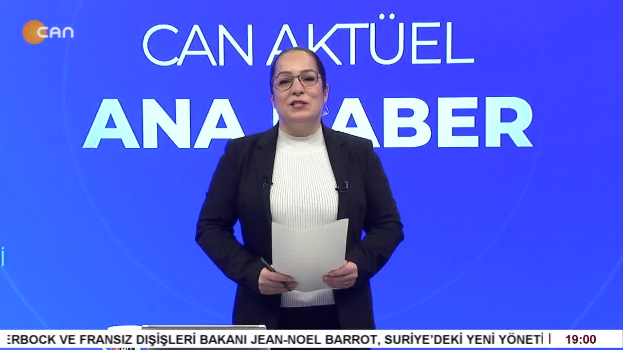 - Aleviler Strasbourg'ta Suriye'deki Alevi Katliamını Protesto Etti, 
- Kobane Sınırında Nöbet Eylemi Sürüyor, 
- Serpil Çelikmert ile Can Aktüel Ana Haber. - CANTV