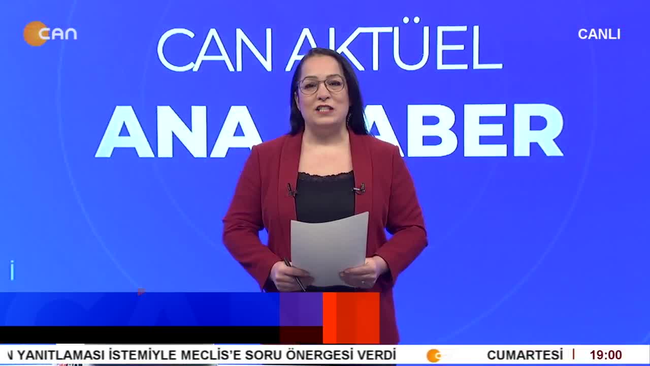 - Gülistan Doku'dan 5 Yıldır İz Yok
- DBP Halk Buluşması
- Suruç - Kobanê Sınırındaki Nöbet Eylemi 14. Gününde
- Tahir Elçi Davası Anayasa Mahkemesine Taşınacak
- Emekliler Zam Oranlarına Tepkili
- Serpil Çelik Mert İle Can Aktüel Ana Haber - CANTV