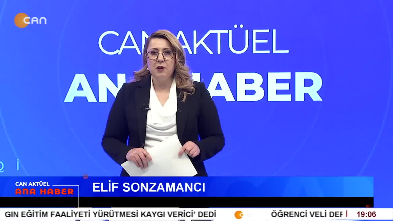 - Suriye - Rojava Gelişmeler
- Alevi Kurumları Meclis Yolunda
- Katledilen Gazetecilerin Cenazeleri Ailelerine Verilmiyor
- Metin Göktepe Mezarı Başında Anıldı
- Berlin'de 170 Öğrenci Alevilik Derslerine Başladı
- Elif Sonzamancı İle Can Aktüel Ana Haber - CANTV