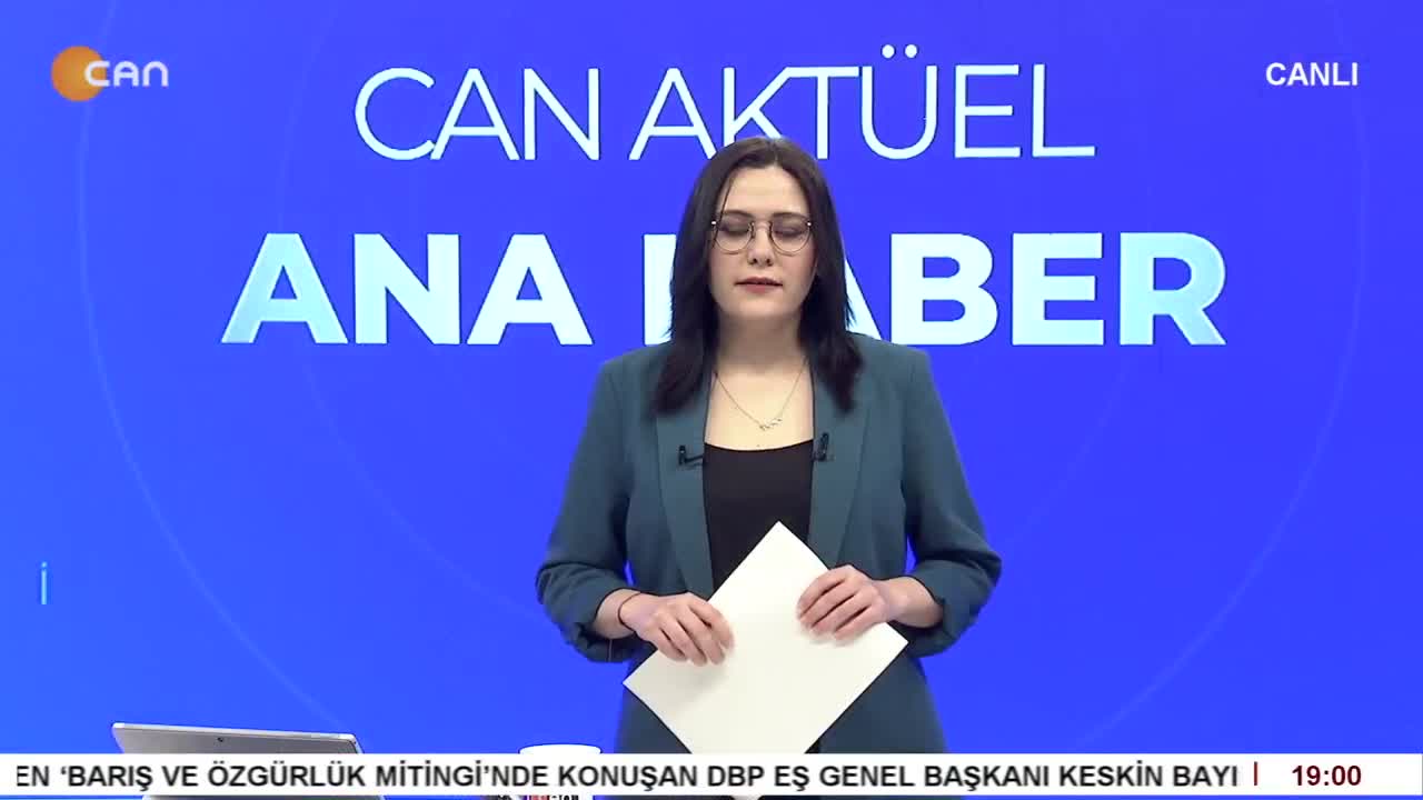 - Hızır Cemleri ' Kendi İç Barışımızı Sağlamalıyız '
- Mersin'de ' Barış İöin Özgürlük Mitingi '
- Van Spor'a Irkçı Saldırı
- Munzur Çevre Derneği Dersim'de Halk Topalantısı Düzenledi
- Ezgi Özer İle Can Aktüel Ana Haber - CANTV