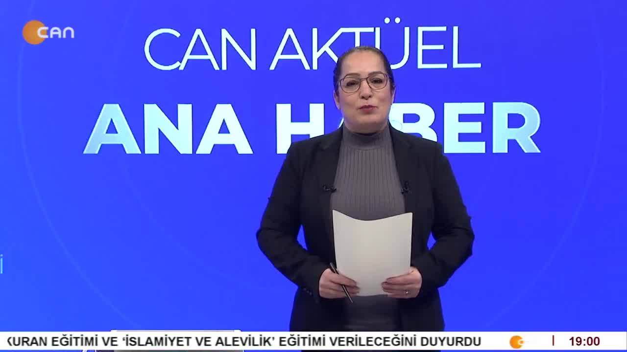 - Akdeniz Belediye Eşbaşkanları Tutuklandı
- Alevilerden Suriye'deki Alevilere Yönelik Saldırılara Tepki
- Kamu Emekçileri Bütün Kentlerde İş Bıraktı
- Serpil Çelik Mert İle Can Aktüel Ana Haber Programının Konuğu DEM Parti Milletvekili Dilan Kunt - CANTV